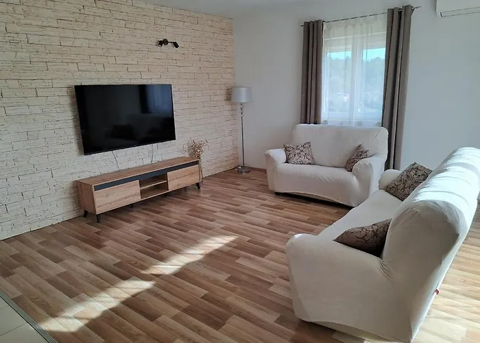 Family Friendly House With A Swimming Pool - 21939 * Šibenik